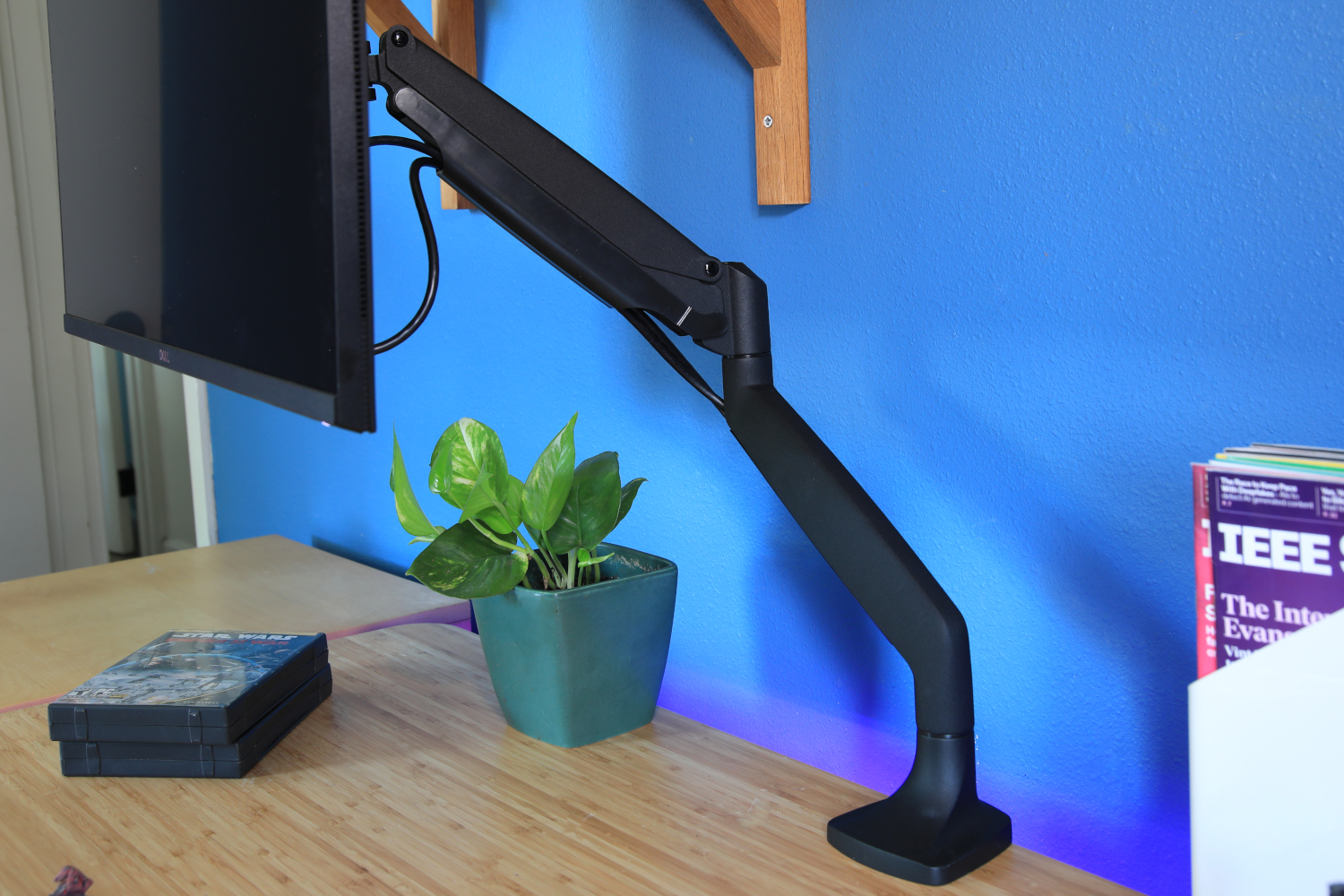 Workstream by Monoprice - Best budget monitor arm